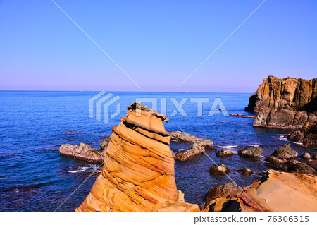 South Yachi Rock 76306315