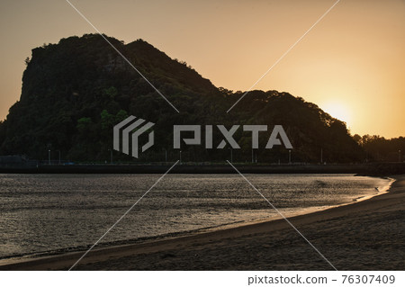 日落海灘前濱和佐 日落海灘前濱和佐 76307409