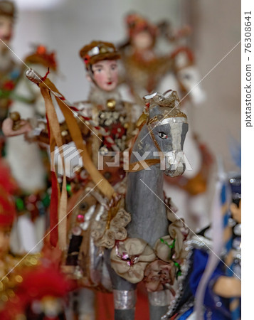 Objects commemorating the Adoration of the Magi Objects commemorating the Adoration of the Magi 76308641