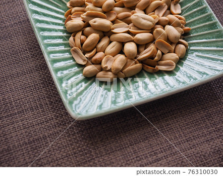 Organic nuts peanuts, food, snack Organic nuts peanuts, food, snack 76310030