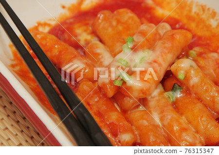 Cheese toppogi 76315347