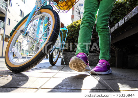 自行車和女孩 自行車和女孩 76320944