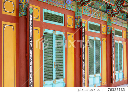 豐富多彩的寺廟參觀 豐富多彩的寺廟參觀 76322183
