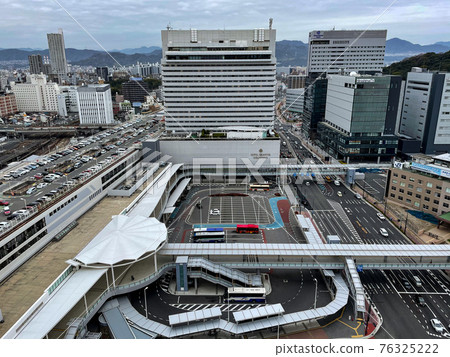 JR Hiroshima Station 76325222