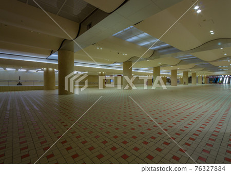 Kanazawa station, Japan. 76327884