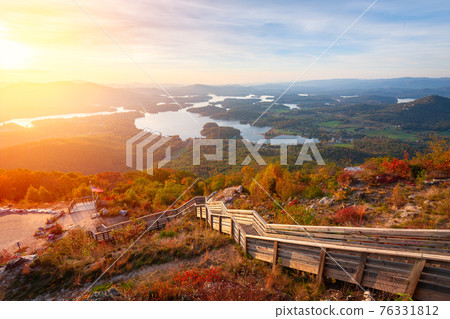 Hiawassee, Georgia, USA landscape with Chatuge Lake in early autumn 76331812