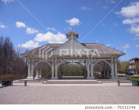 加拿大的老式歐洲城市(聯合大廈) 加拿大的老式歐洲城市(聯合大廈) 76332246