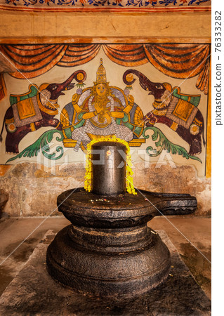 Shivalinga in Brihadishwara Temple, Tanjore Shivalinga in Brihadishwara Temple, Tanjore 76333282