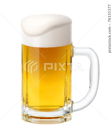 啤酒杯啤酒泡沫插畫逼真 76335377