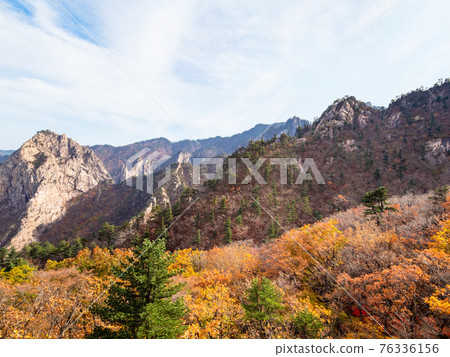 colorful rmountains in Seoraksan National Park colorful rmountains in Seoraksan National Park 76336156