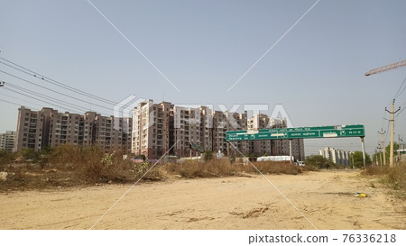 Developing city 76336218