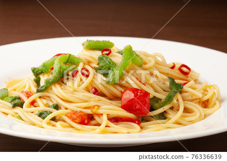 冰廠和番茄 peperoncino 76336639