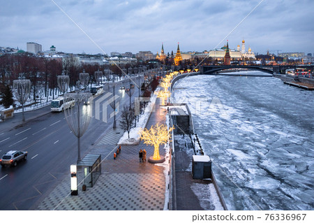 Prechistenskaya Embankment in Moscow in winter Prechistenskaya Embankment in Moscow in winter 76336967