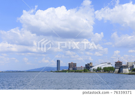 Scenery of Lake Biwa, Otsu City, Shiga Prefecture 76339371
