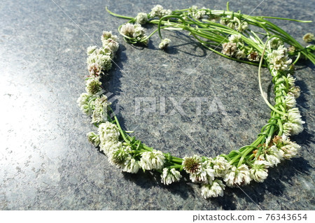 White clover wreath corolla wreath 76343654