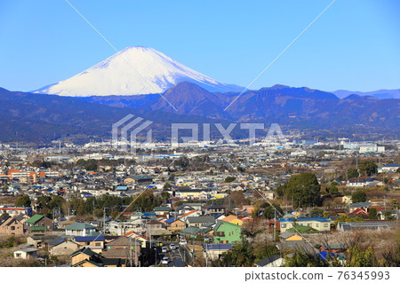 小田原市Sogabetsusho梅林市富士山從觀景台的遠景 小田原市Sogabetsusho梅林市富士山從觀景台的遠景 76345993