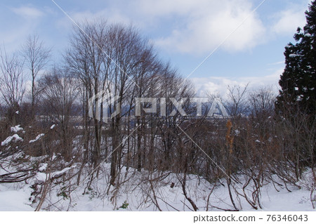 Scenery of snowy country Scenery of snowy country 76346043