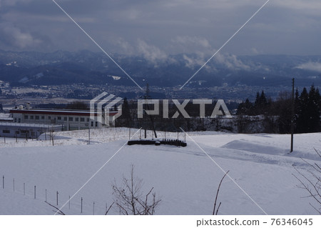 Scenery of snowy country Scenery of snowy country 76346045