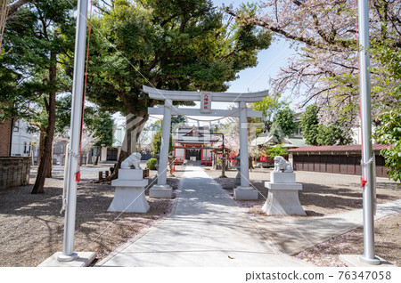 Kokubunji Honcho Minamimachi Hachiman Shrine 76347058