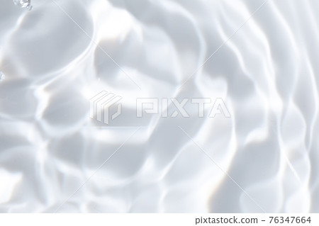 Water bubbles, water surface, underwater, water material. Images of health, medical care, environment, lifestyle, and beverages. 76347664