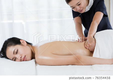 oil massage oil massage 76354438