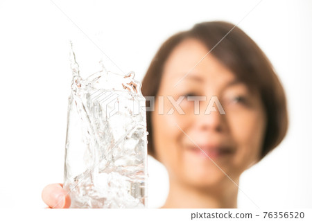 Female water bounces and pops Female water bounces and pops 76356520