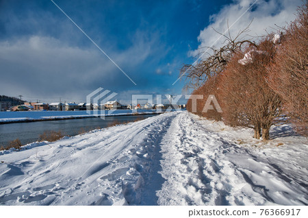 沿河雪道 沿河雪道 76366917