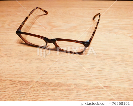 Glasses Glasses 76368101