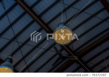 Lighting in factories, etc. Lighting in factories, etc. 76372397