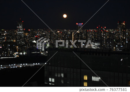 Night view from the World Trade Center building Full moon night 76377581
