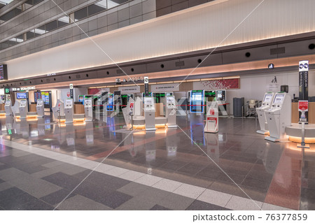 [Haneda Airport Terminal 1 Departure Lobby] 76377859