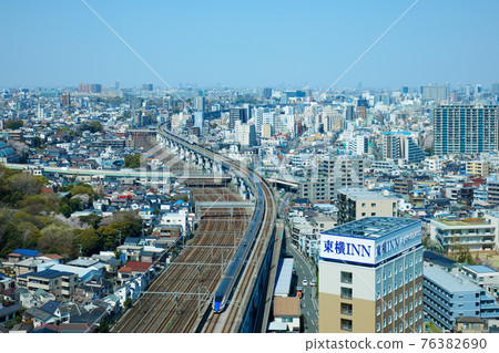 View of the Shinkansen that goes to and from the famous waterfall park from Hokutopia, such as the Hokuriku Shinkansen View of the Shinkansen that goes to and from the famous waterfall park from Hokutopia, such as the Hokuriku Shinkansen 76382690