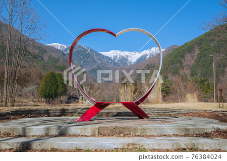 從駒池眺望中央阿爾卑斯山 76384024