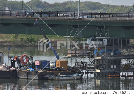 Seismic retrofitting piers Bridge repair work 76386202