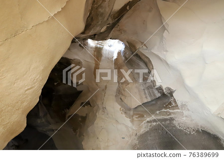 A bell-shaped cave in Beit Guvrin National Park in the Judean Plain in southern Israel	 76389699