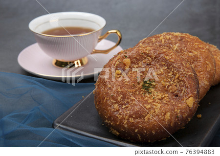 various Korean doughnut, donuts 76394883