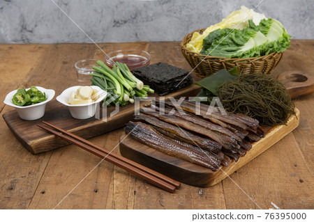 Gwamegi, Korean half-dried Pacific herring or Pacific saury Gwamegi, Korean half-dried Pacific herring or Pacific saury 76395000