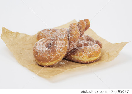 various Korean doughnut, donuts 76395087