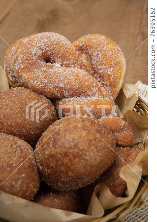 various Korean doughnut, donuts 76395162