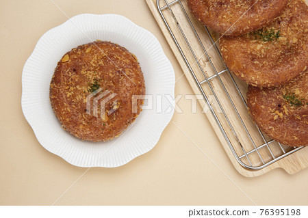 various Korean doughnut, donuts 76395198