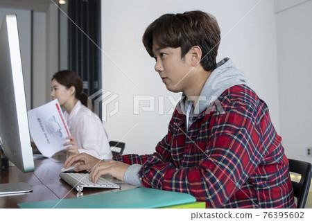 business, startup, people and teamwork concept 76395602