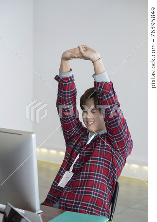 business, startup, people and teamwork concept 76395849