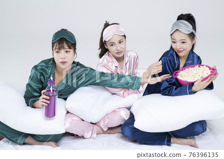 girls, ladies pajama sleepoverparty concept girls, ladies pajama sleepoverparty concept 76396135