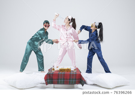 girls, ladies pajama sleepoverparty concept 76396266