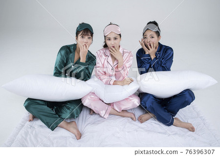 girls, ladies pajama sleepoverparty concept girls, ladies pajama sleepoverparty concept 76396307
