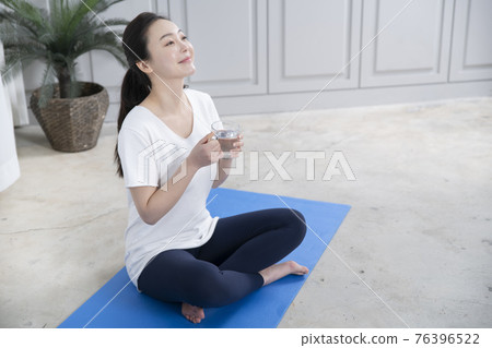 woman on diet, home training and work out concept woman on diet, home training and work out concept 76396522