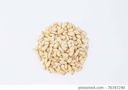 pine nuts 76397290