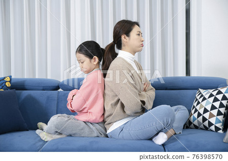 Asian mom and daughter concept with miscommunication, troubles, fight Asian mom and daughter concept with miscommunication, troubles, fight 76398570