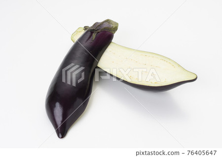 Scarlet Eggplant Some Cut Half Stock Photo by ©flanovais 390412778