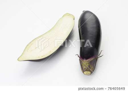 切茄子和整個茄子 76405649